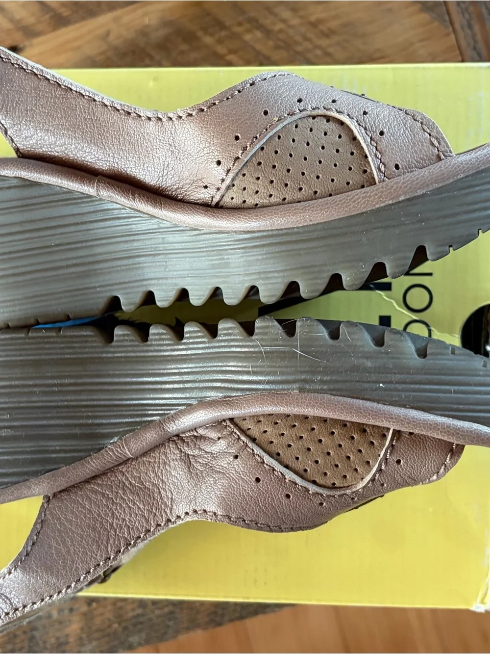 Fly London taupe wedge 36